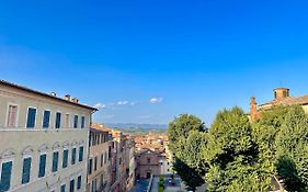 Sisters' Home - Appartamento Nel Centro Storico Con Terrazzo, Aria Condizionata E Vasca Da Bagno